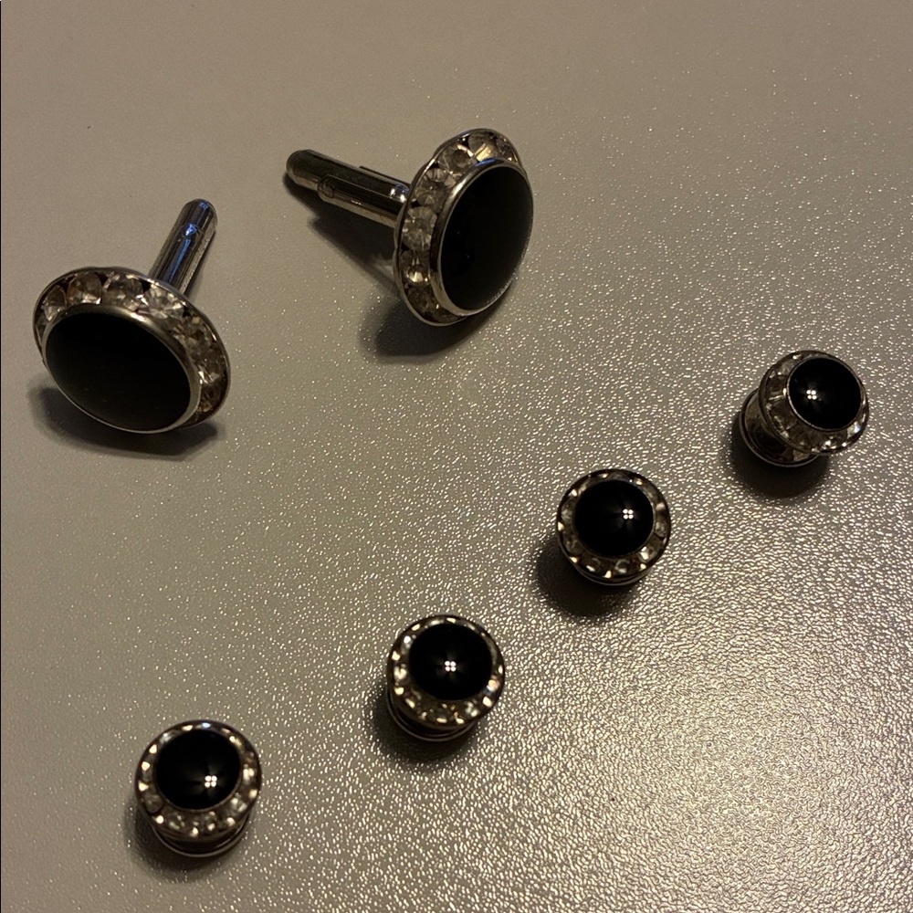 Swarovski smooth Black and Silver Cufflink Set